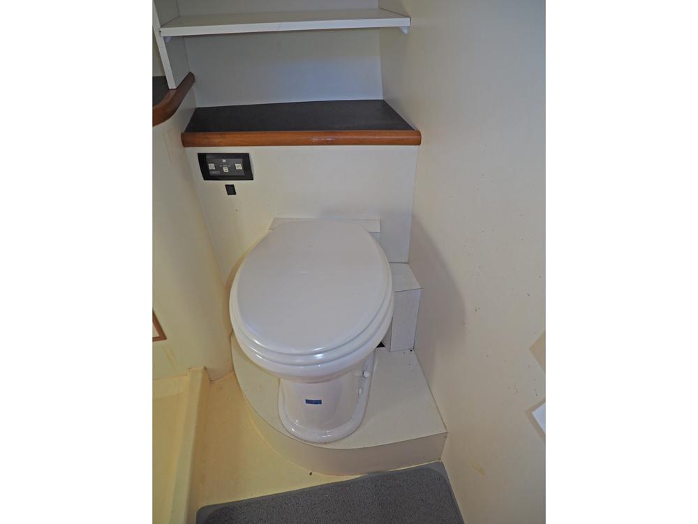 Cabin en avant, H&eacute;bergements